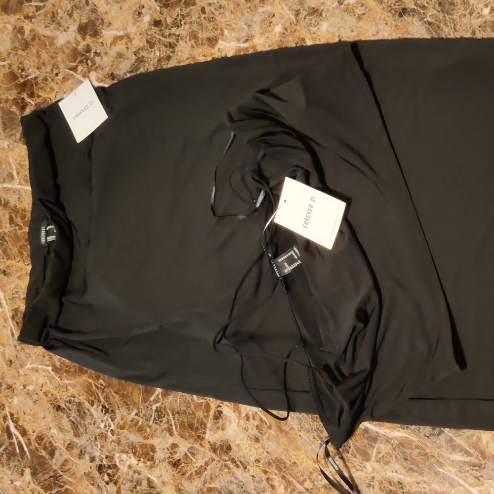 Forever 21...2 pc set.